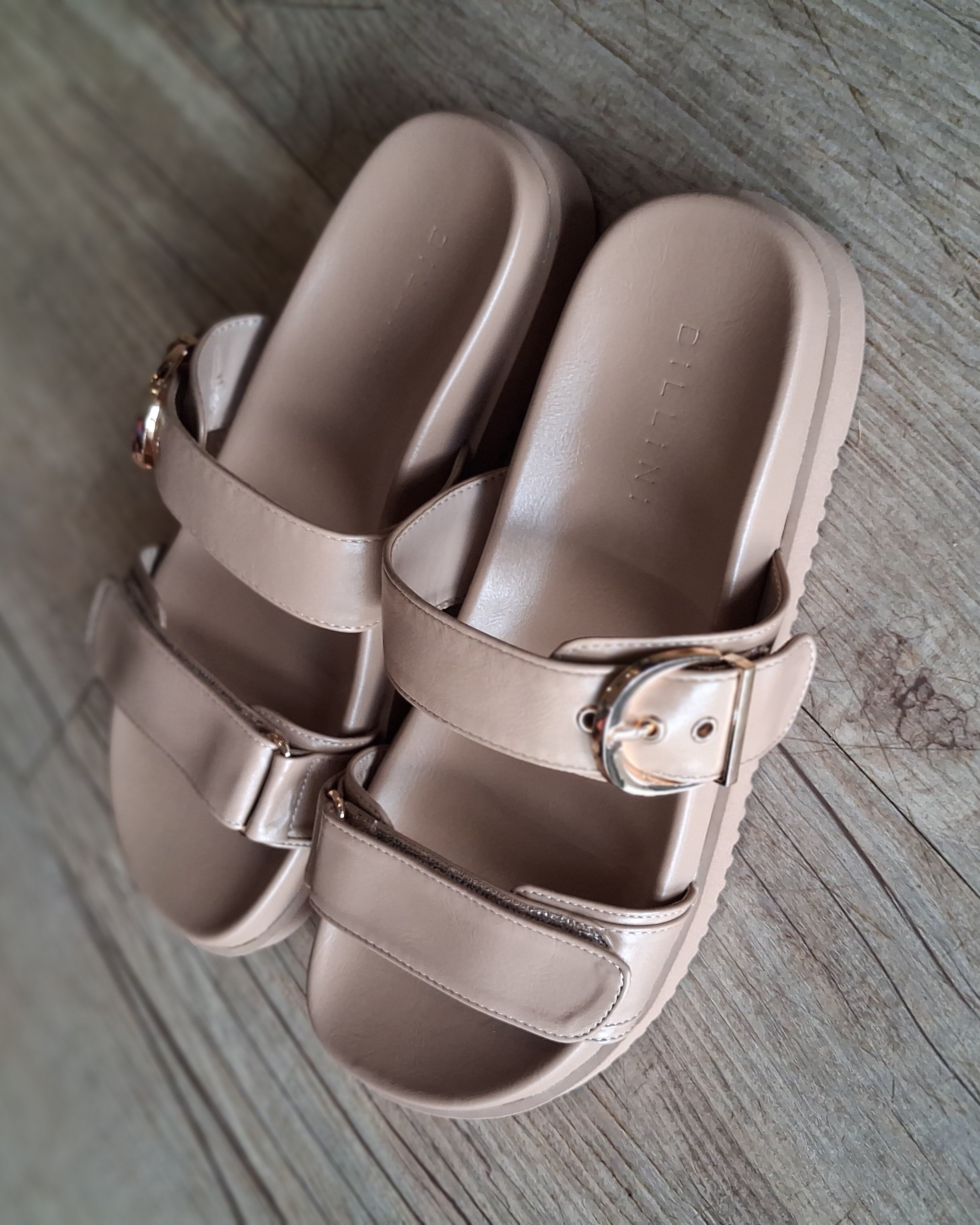 Aggie Light Cashew Shoes Billini