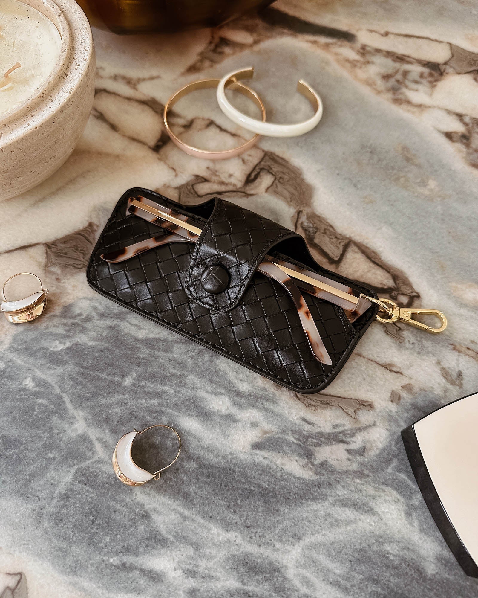 Skittle Sunglass Case Woven Black Sunglasses & Glasses Louenhide