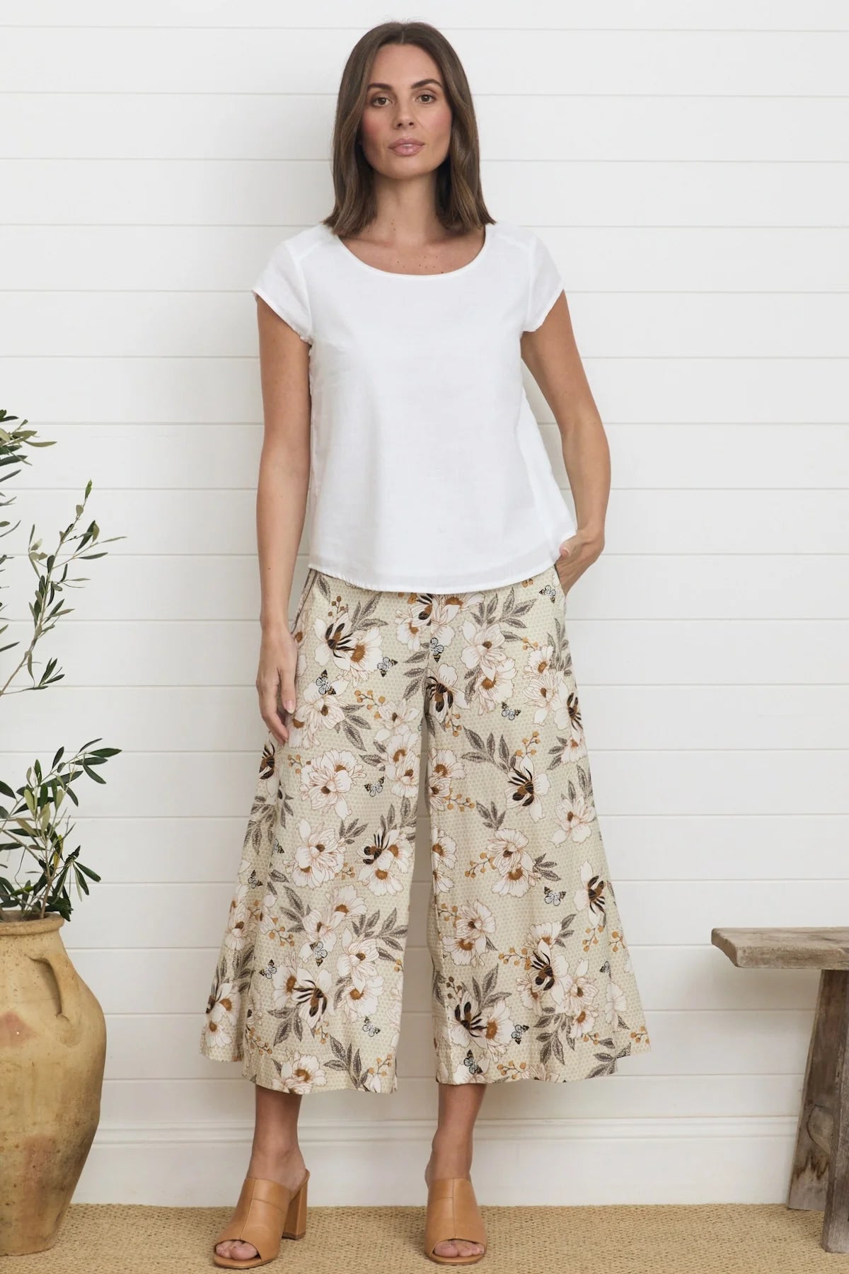 Remi Top White Tops MahaShe