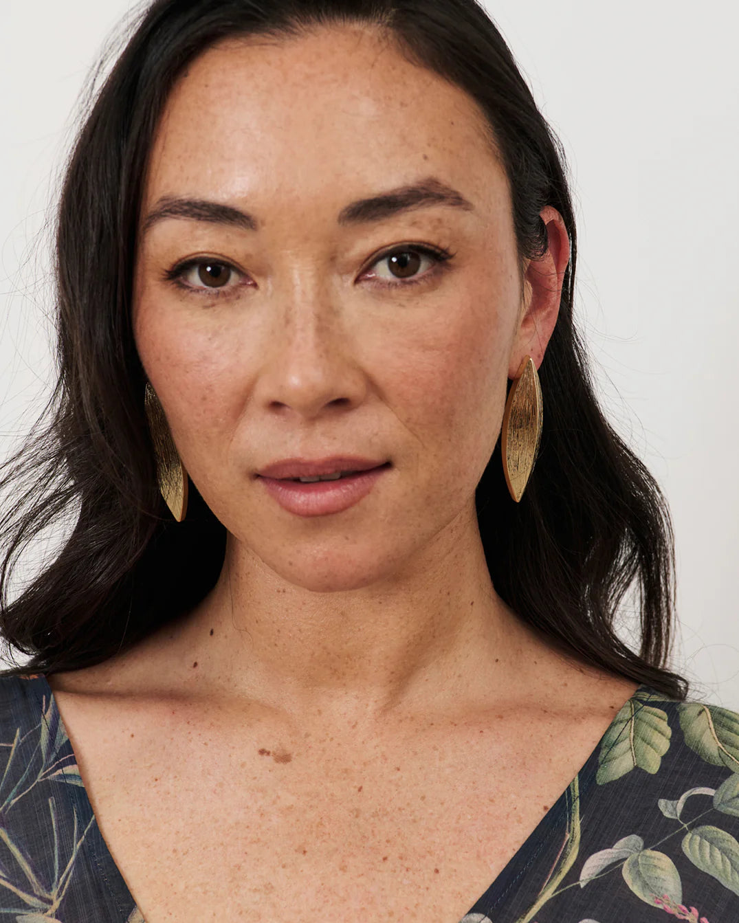 Textured Spear Drop Earrings Gold - Global Free Style