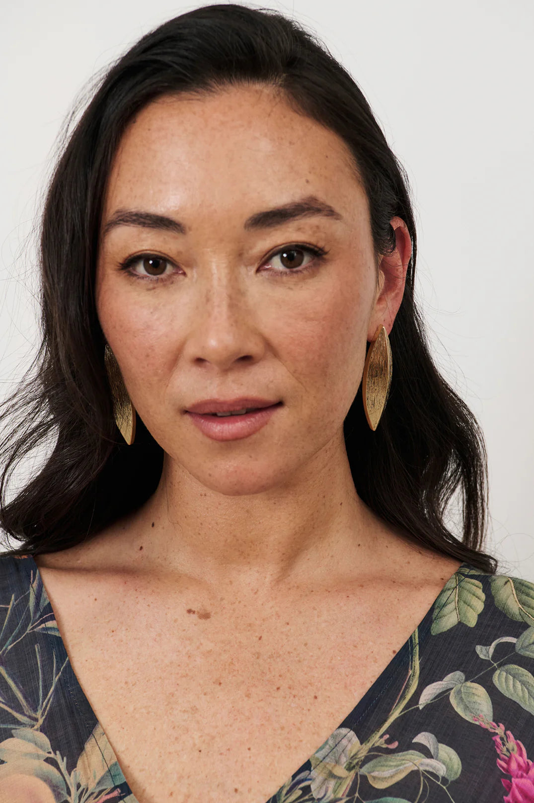 Textured Spear Drop Earrings Gold - Global Free Style