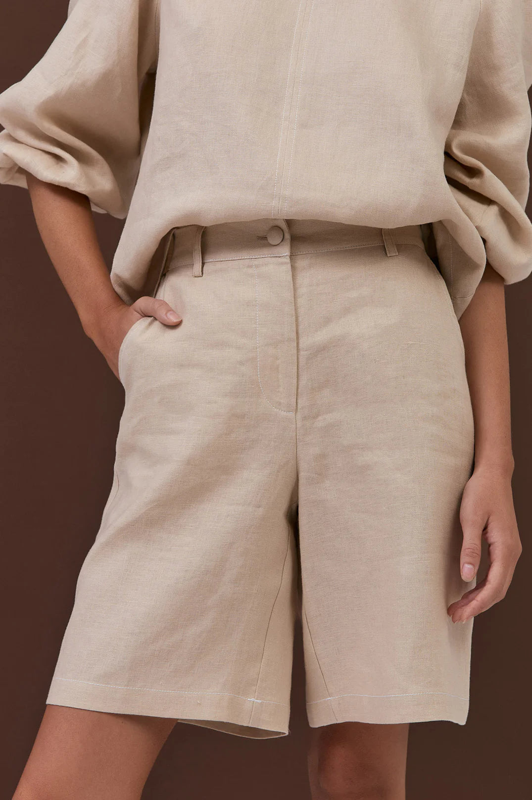 Heidi Contrast Stitch Bermuda Short Camel Bottoms Adorne