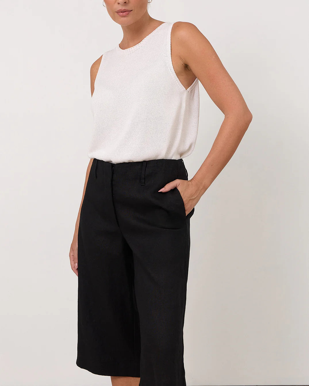 Jordana Longline Short Black Bottoms Adorne