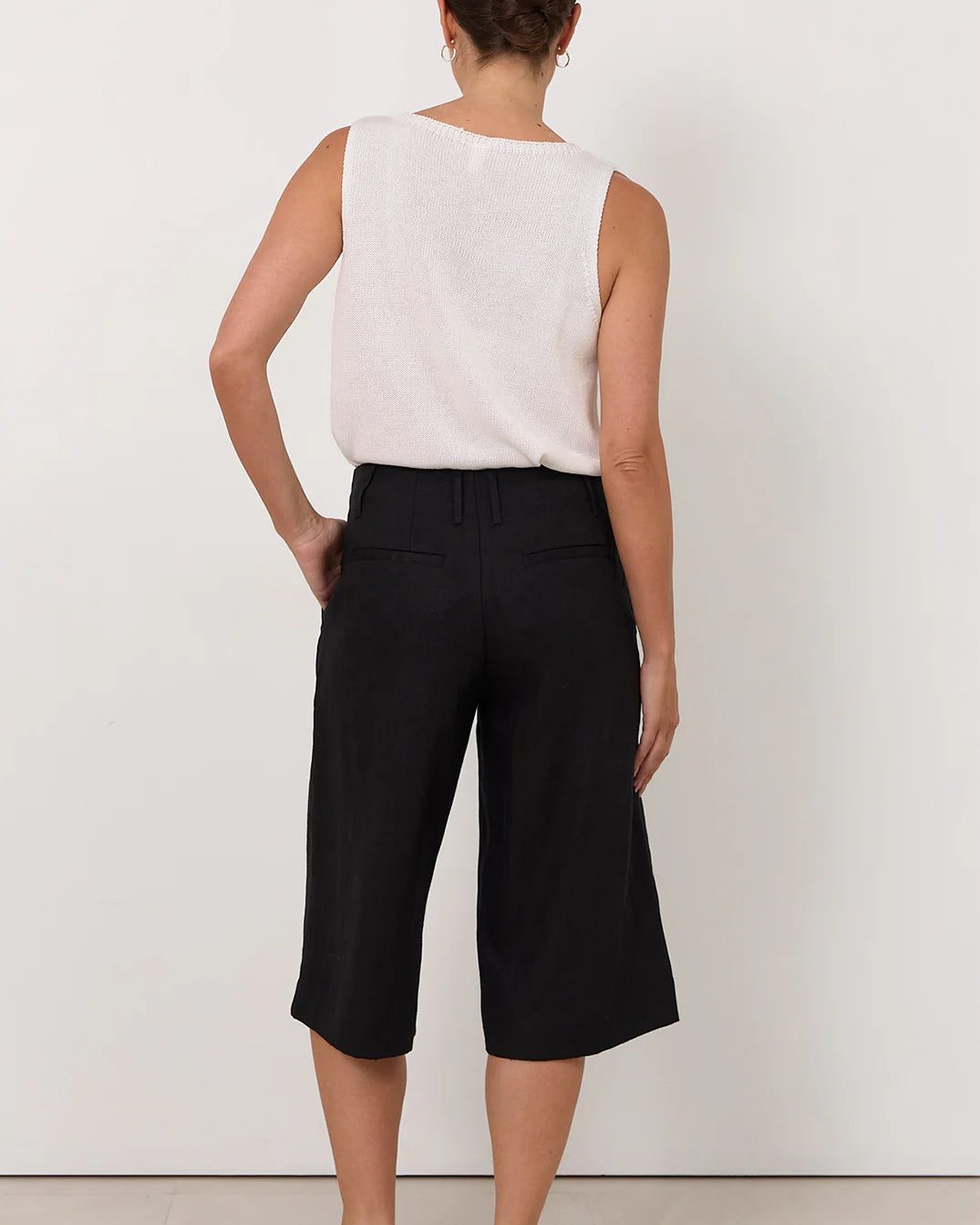 Jordana Longline Short Black Bottoms Adorne