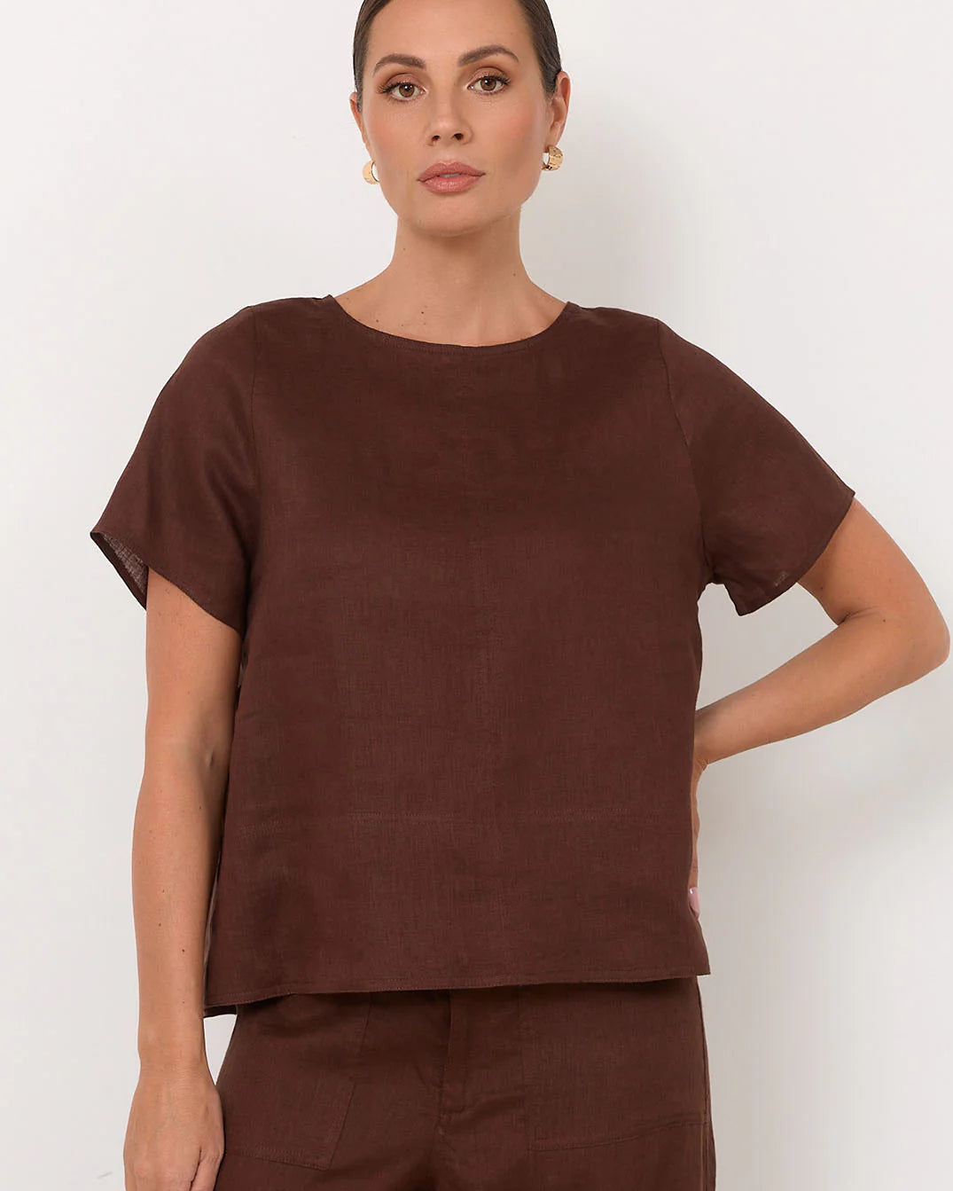 Dillon Linen Top Chocolate Tops Adorne