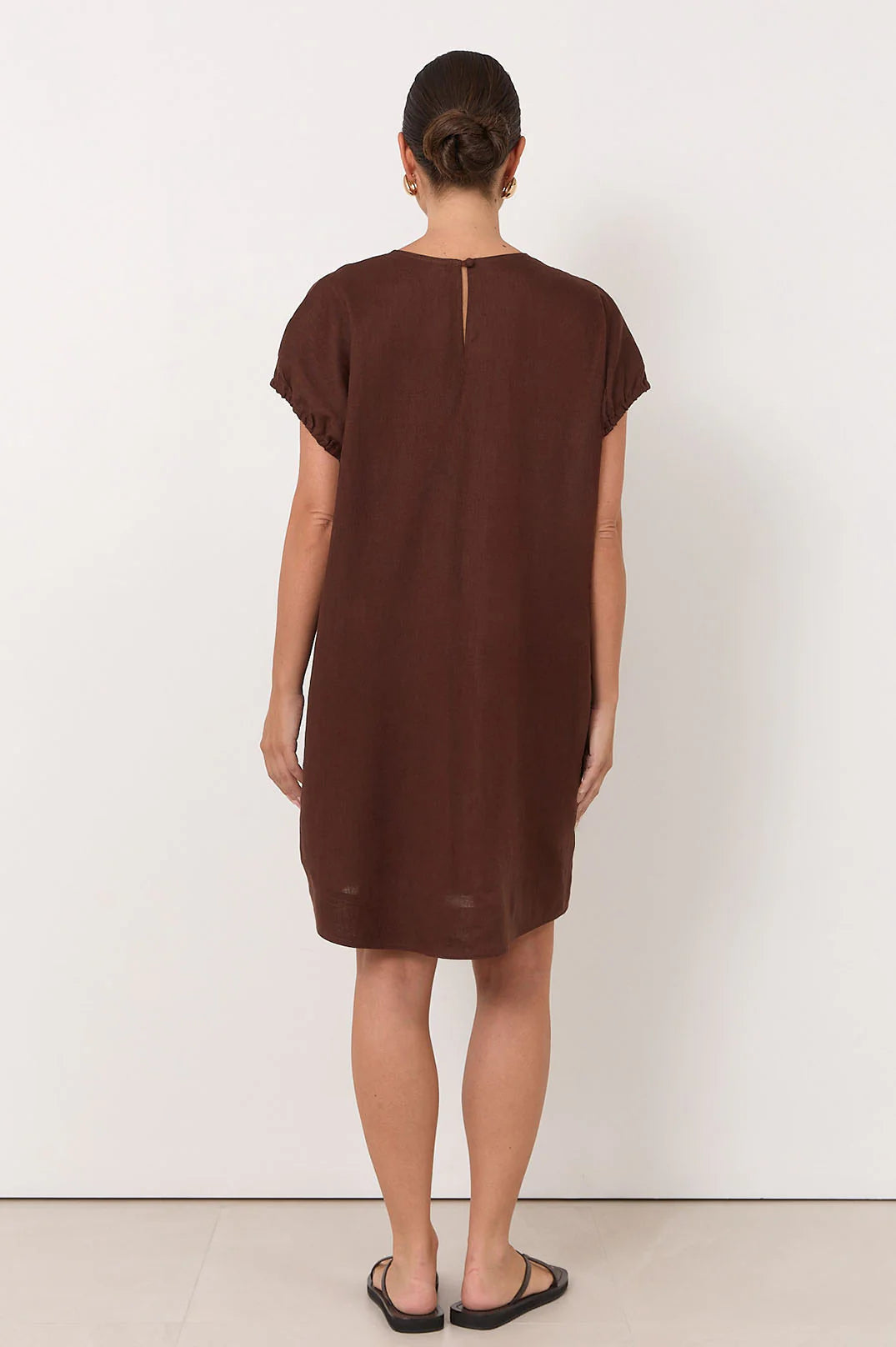 Cleo Linen Short Dress Chocolate Dresses Adorne