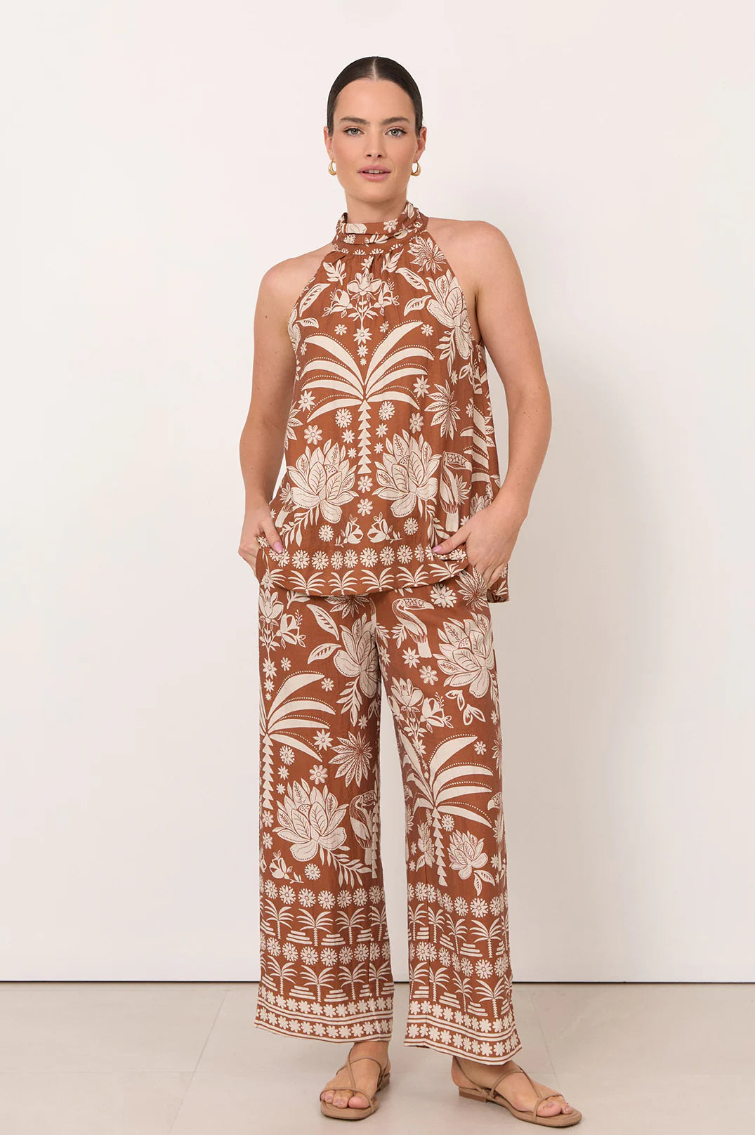 Edith Hawaii Print Crop Pant Print Bottoms Adorne
