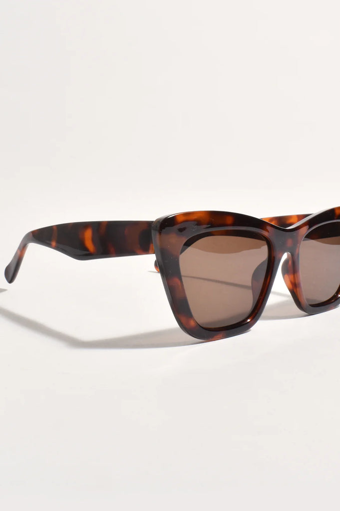 Vermont Sunglasses Tortoise - Global Free Style