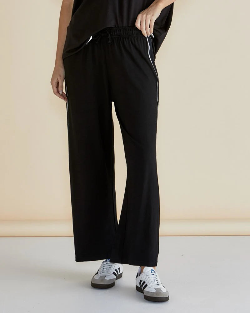 Evelyn Wide Leg Jogger Black Betty Basics