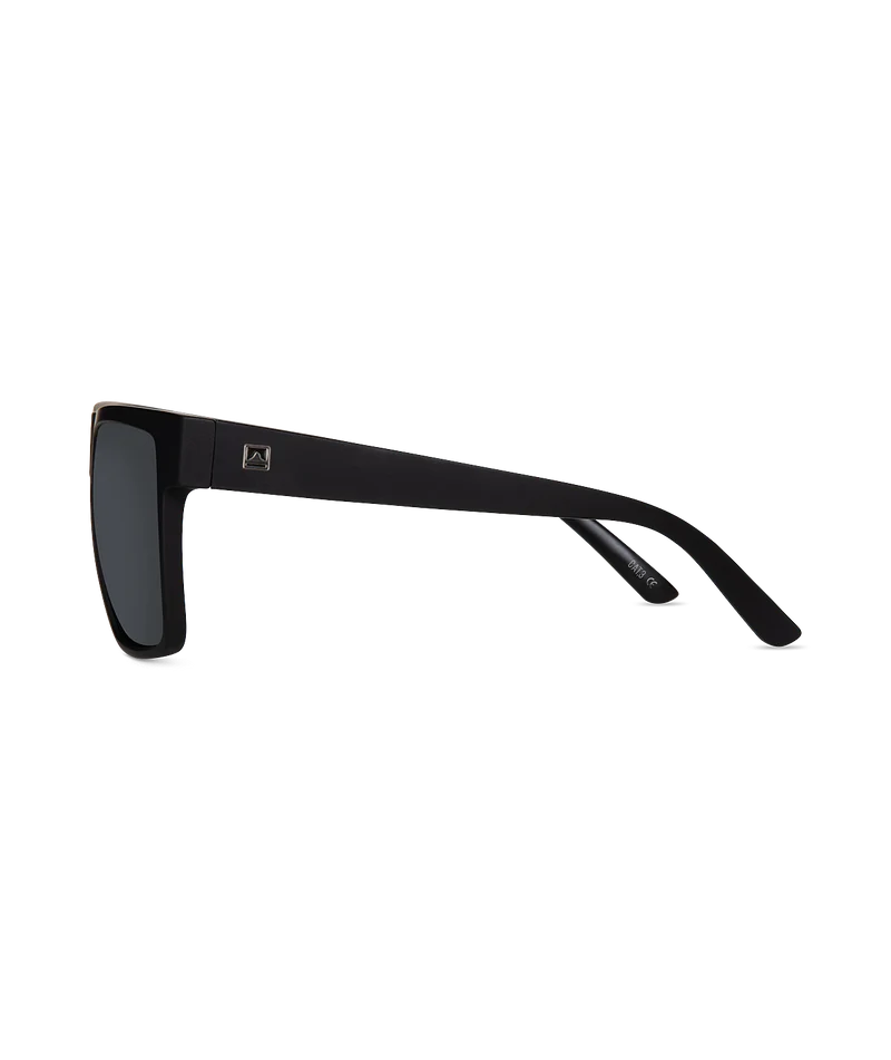 Iluka Mens Sunglass Matte Black / Smoke Sunglasses & Glasses Wollumbin