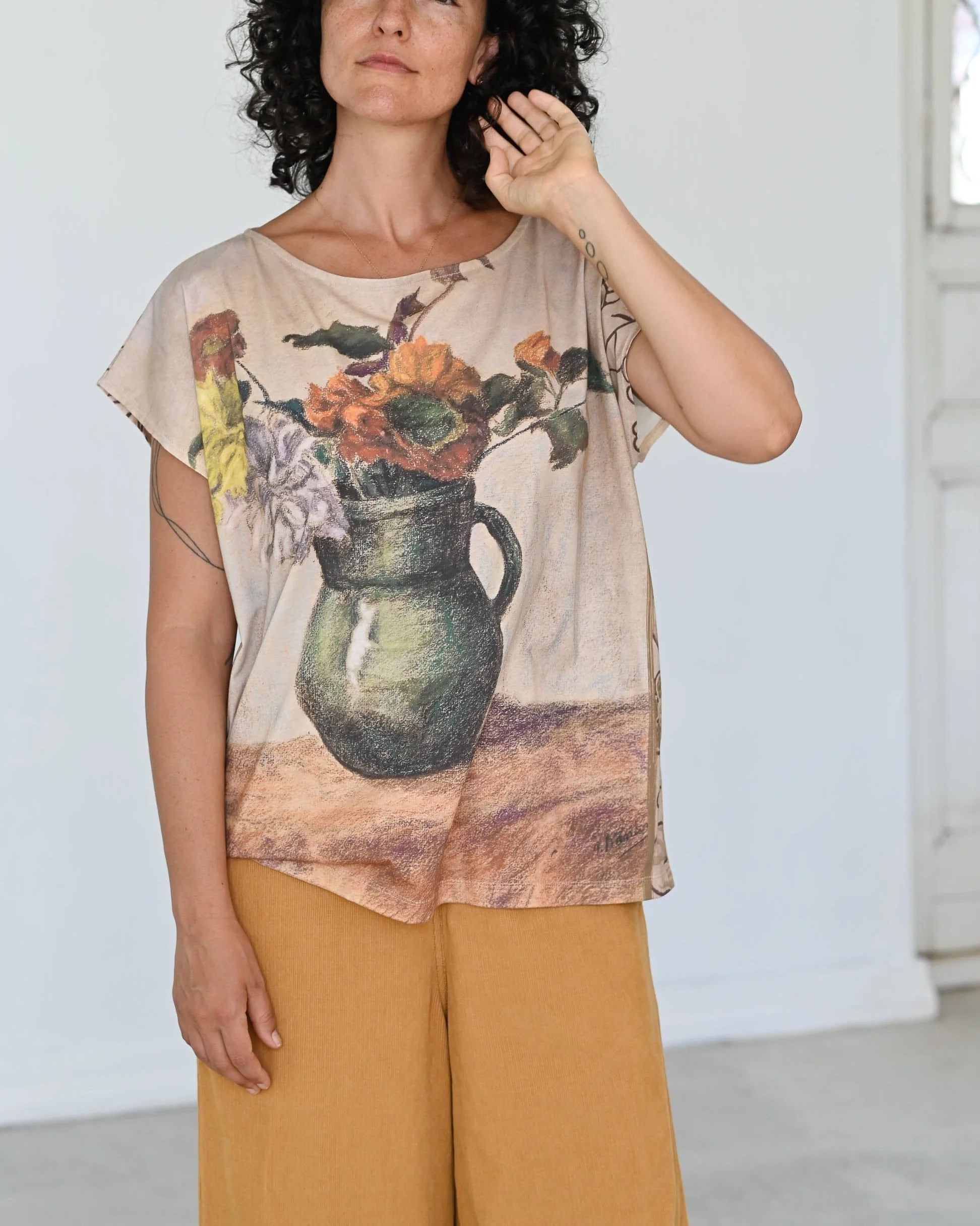 Eleanor Tee Fleurs Tops Lazybones