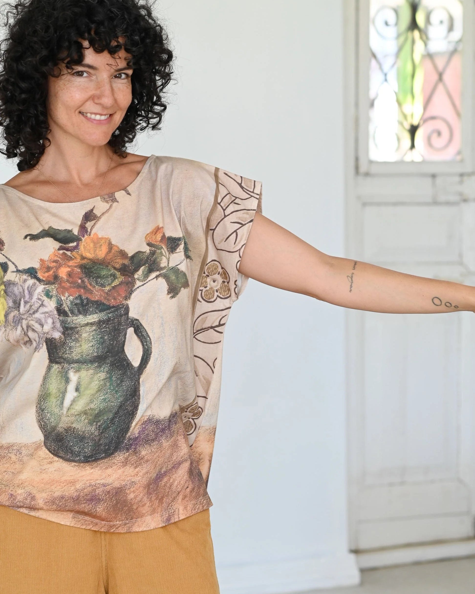 Eleanor Tee Fleurs Tops Lazybones