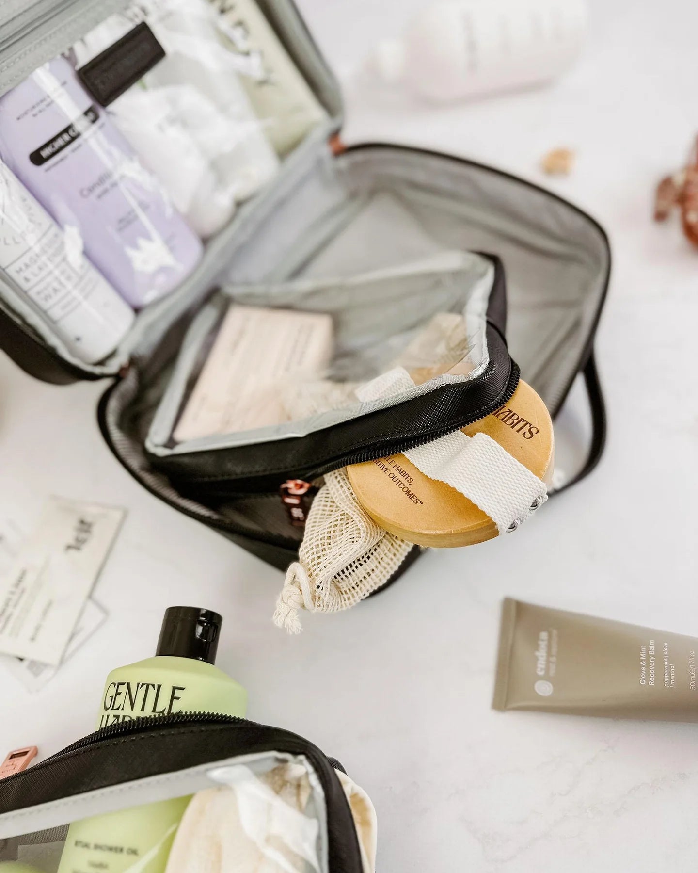 Georgie Cosmetic Case Black Bags and Purses Louenhide