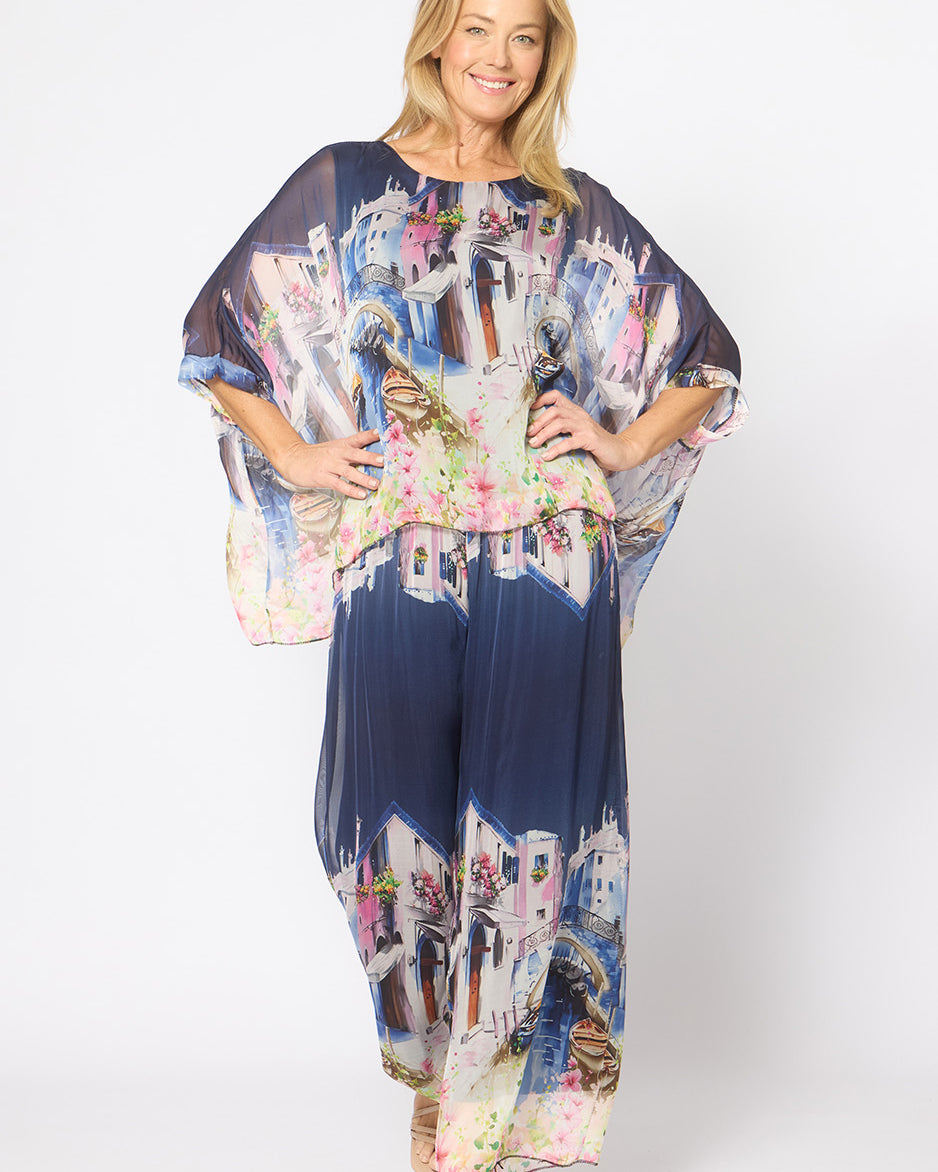 Kaftan Top Navy Castle Print Tops La Strada