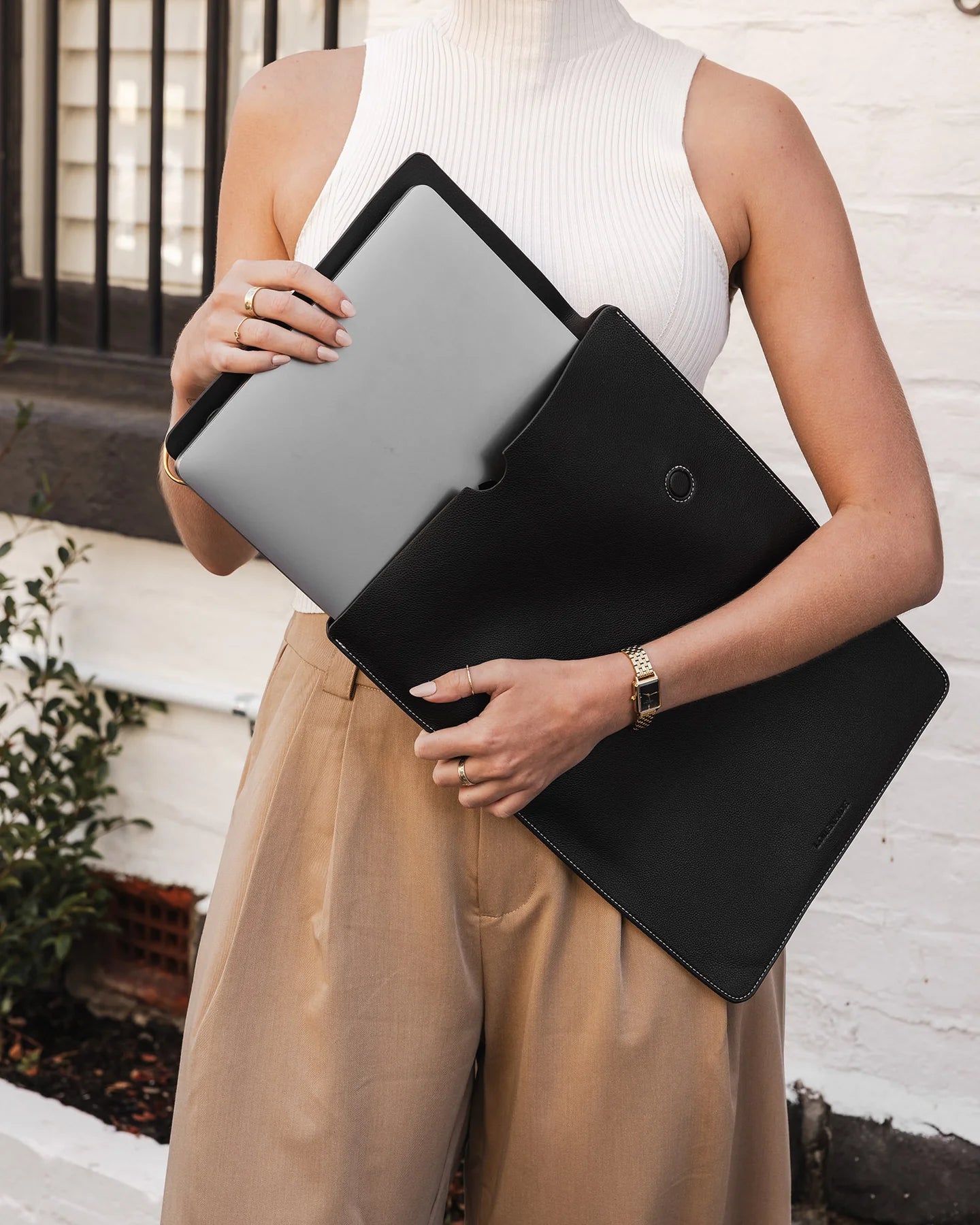 Mesa Laptop Slip Black Bags and Purses Louenhide