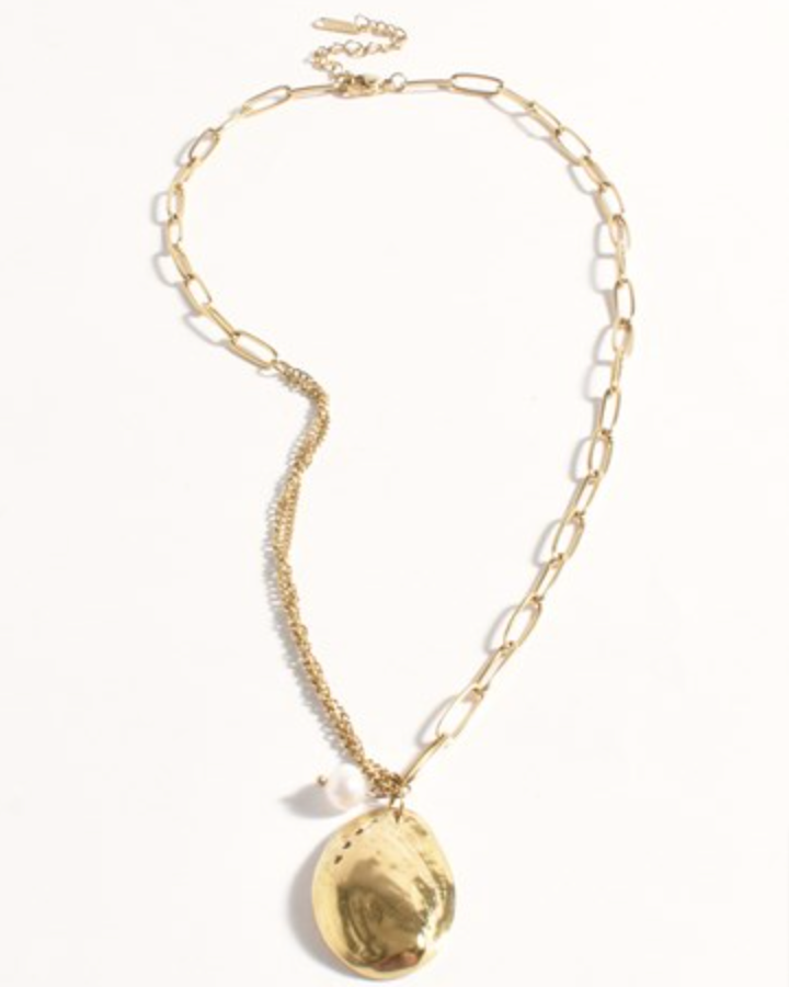 Metal Pod Mini Pearl Pendant Necklace Gold/Cream - Global Free Style