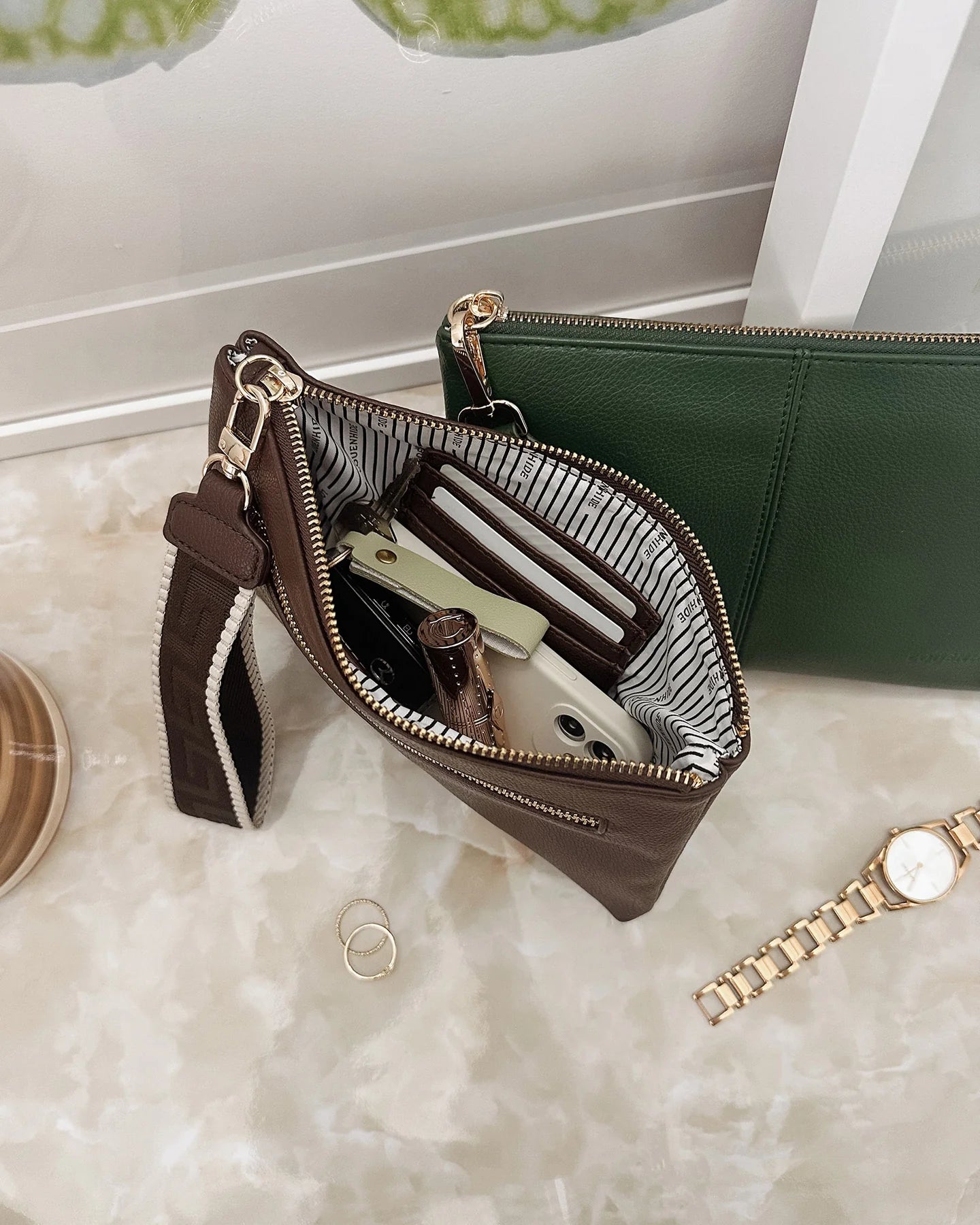 Mimi Clutch - Chocolate - Global Free Style