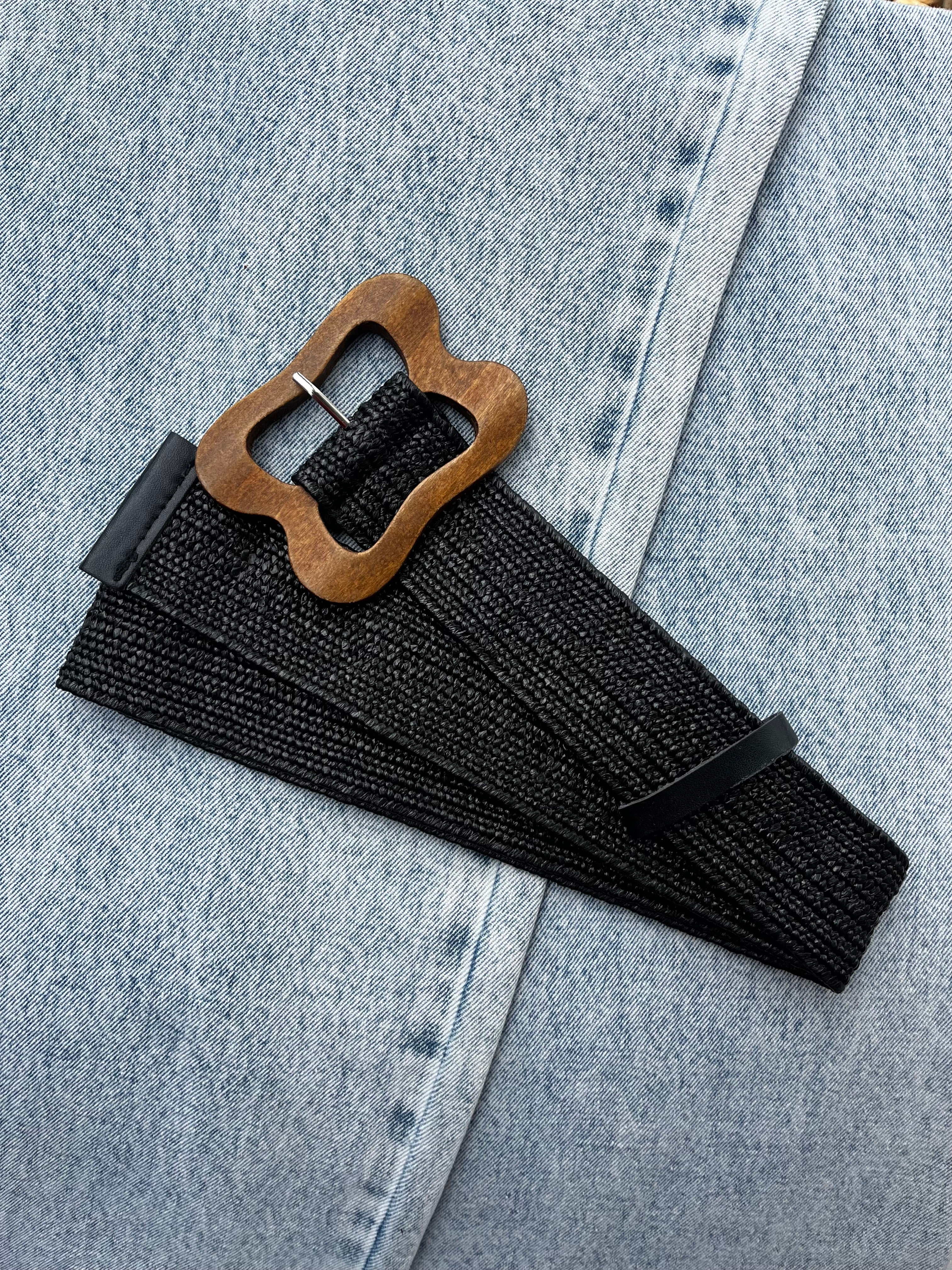 Stretch Belt Flower wood buckle in Black Belts Evie Clare