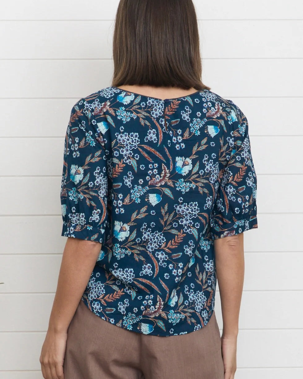 Gigi Top Bellflower - Global Free Style