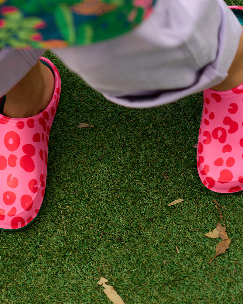 Gummies - Memory Foam Clog - Cheetah Spot Pink Shoes Annabel Trends