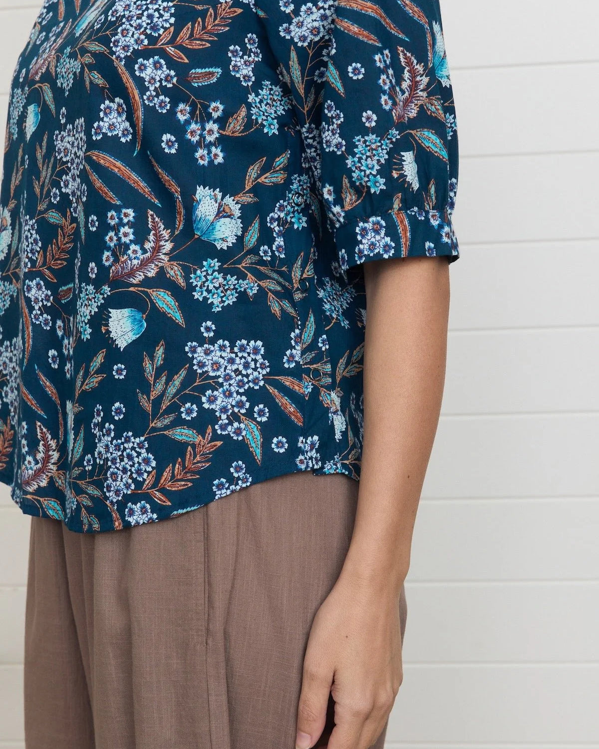 Gigi Top Bellflower - Global Free Style