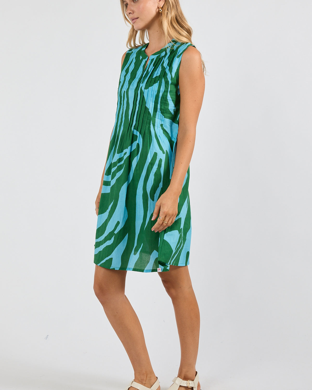 Zephyr Slvless Dress Sea Dresses Ibisa