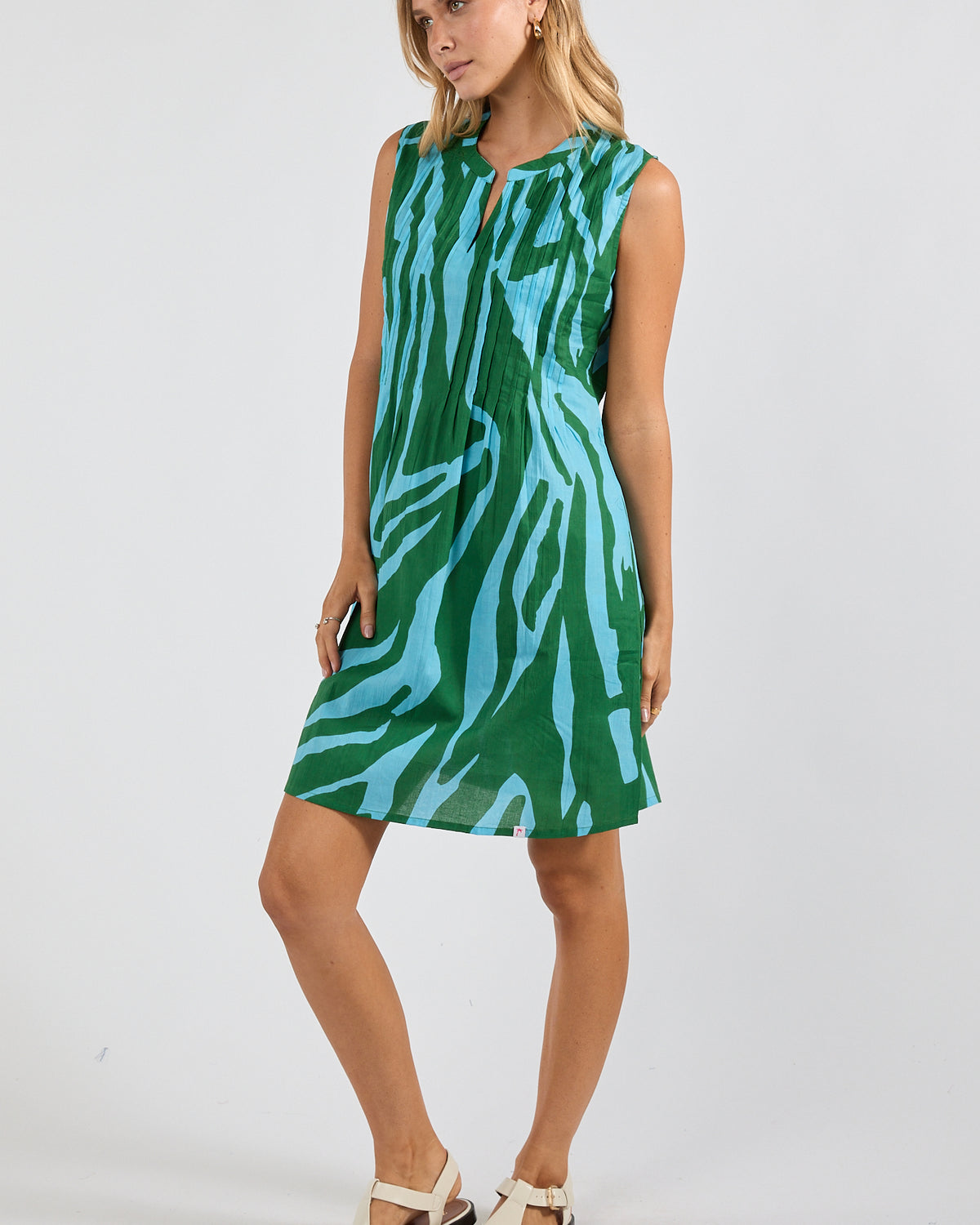 Zephyr Slvless Dress Sea Dresses Ibisa