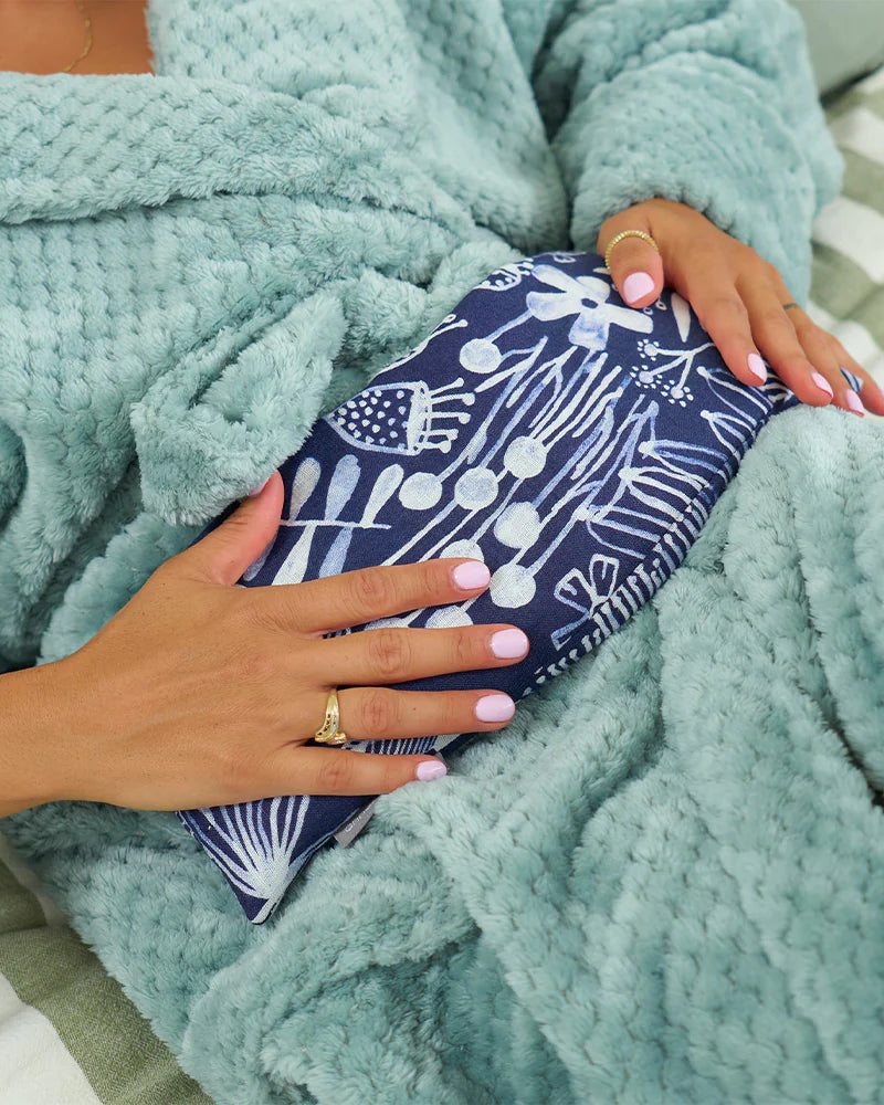 Heat Pillow Linen Navy Natives Body Annabel Trends