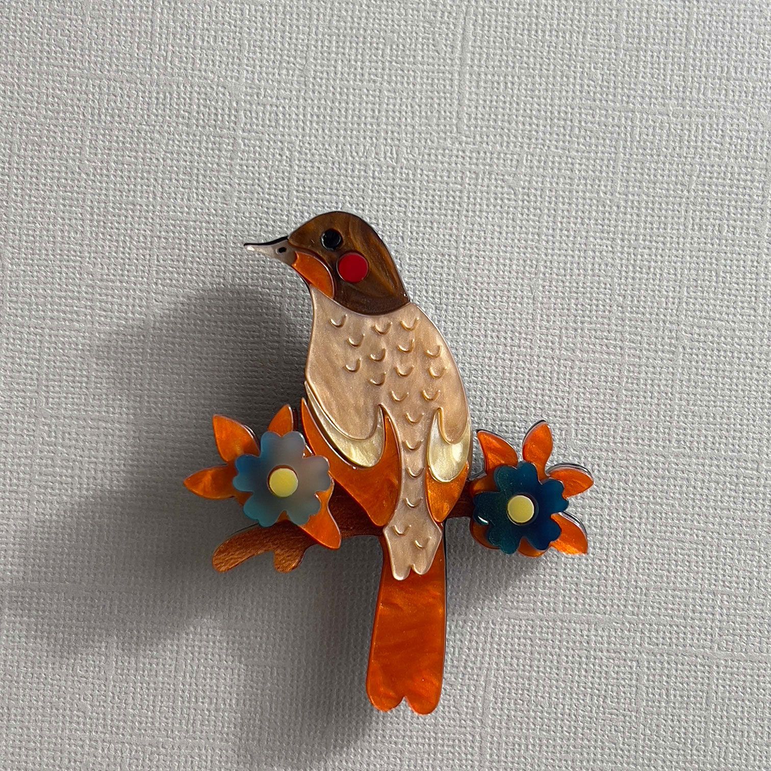 Iris Honeyeater Brooch Peach - Global Free Style