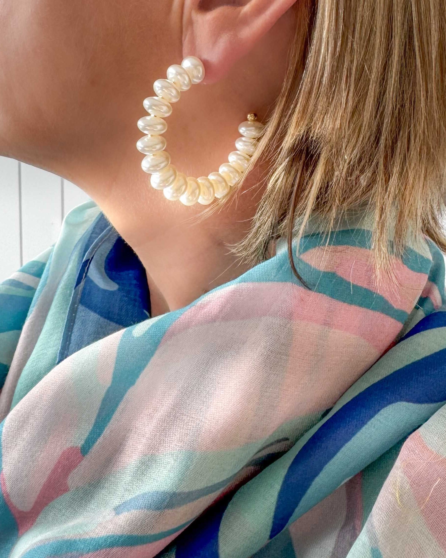 Zanzibar Oval Pearl Earring Pearl Gold Earrings Urban