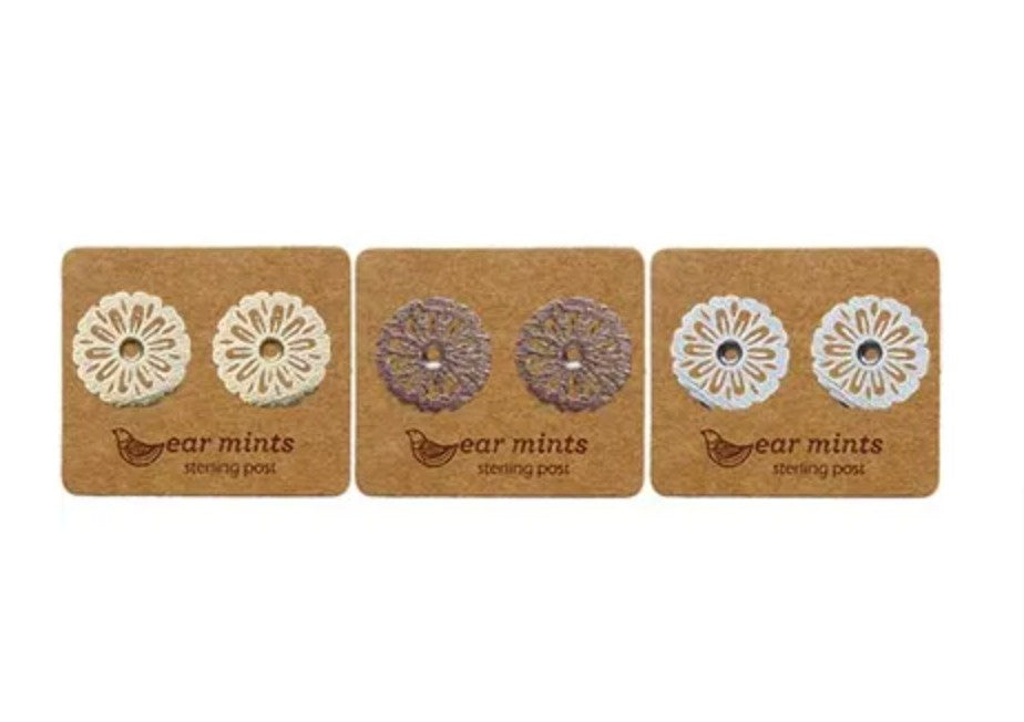 Ear Mints Filigree Flower Post Earrings - Global Free Style