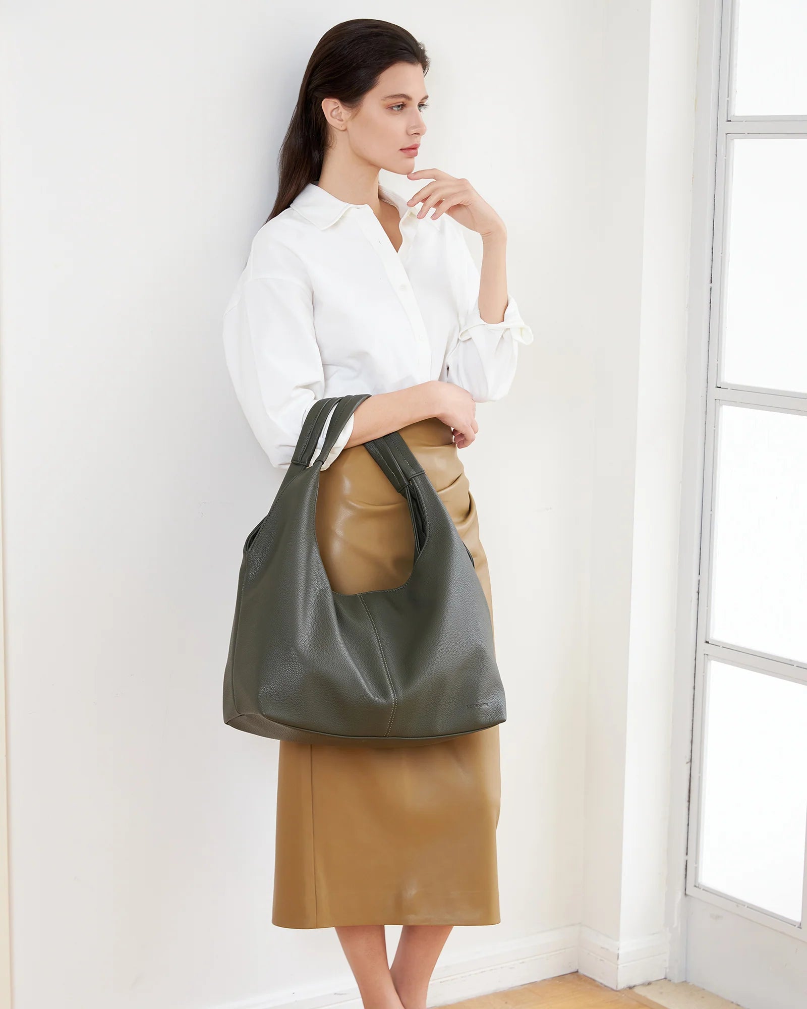 Dakota Shoulder Bag Olive Bags and Purses Louenhide