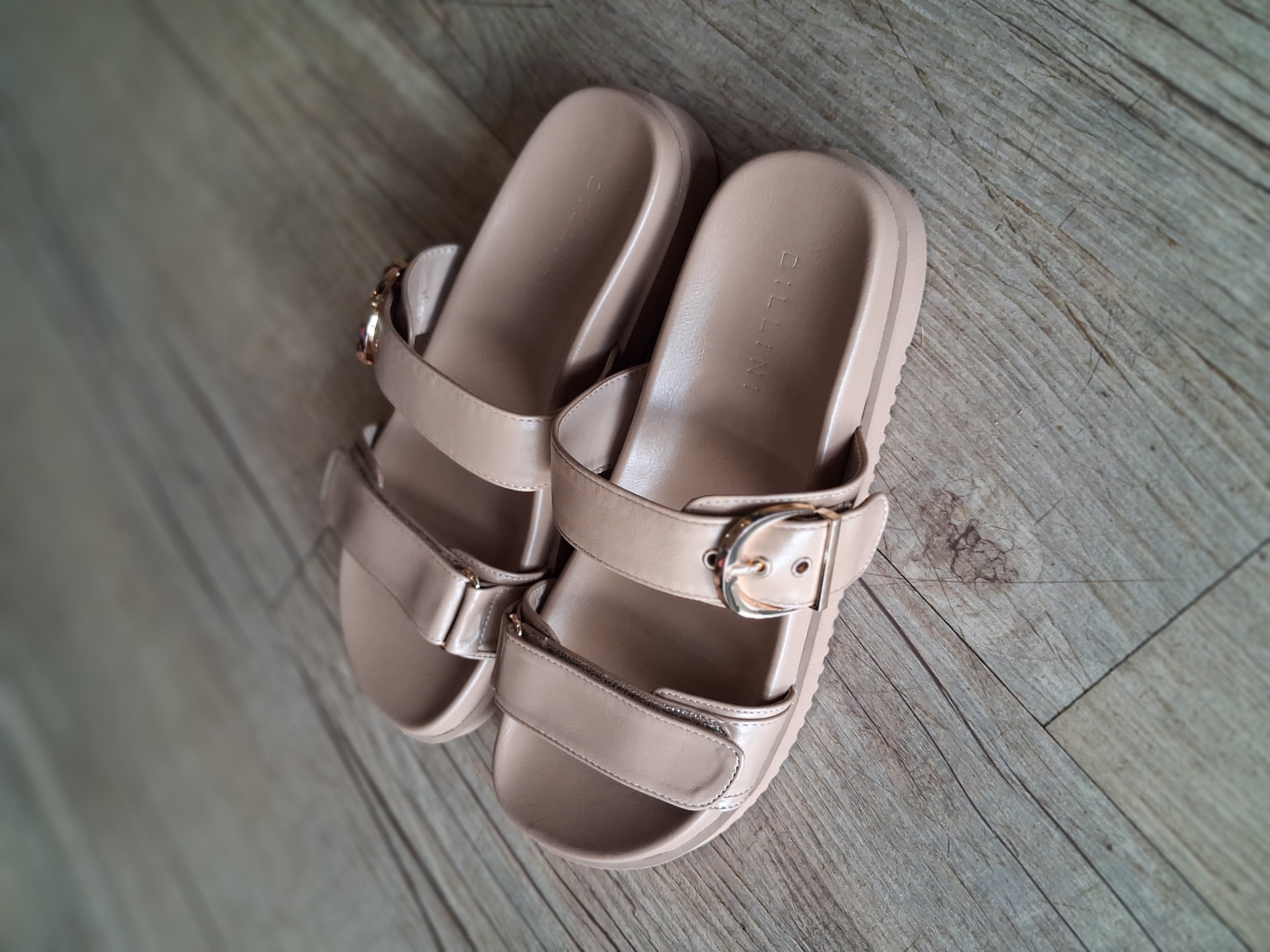 Aggie Light Cashew Shoes Billini