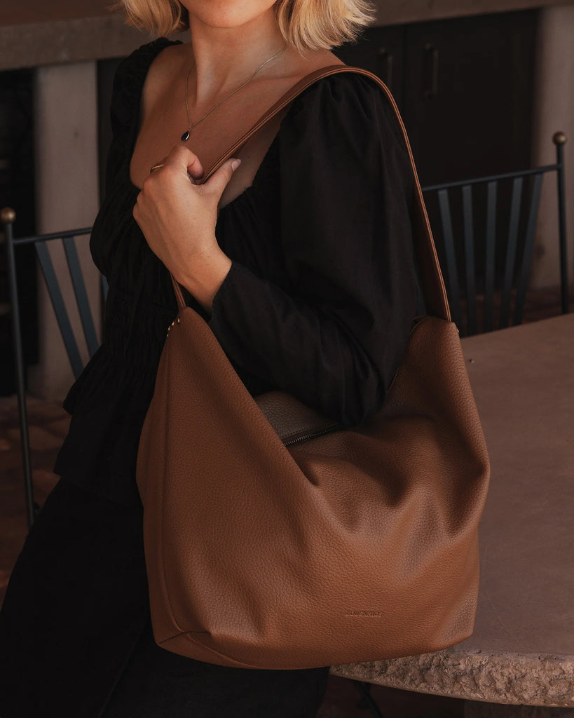 Morgan Shoulder Bag Caramel Bags and Purses Louenhide