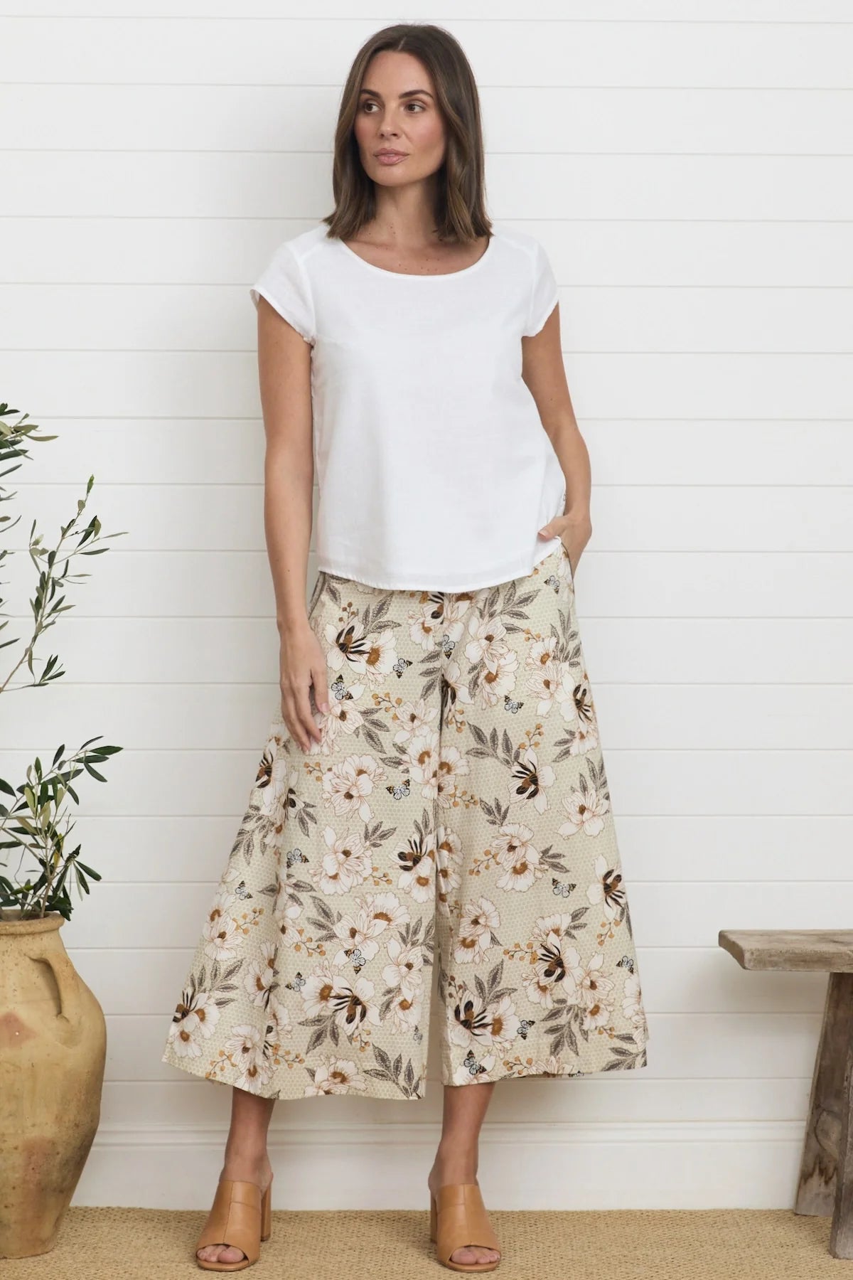 Remi Top White Tops MahaShe