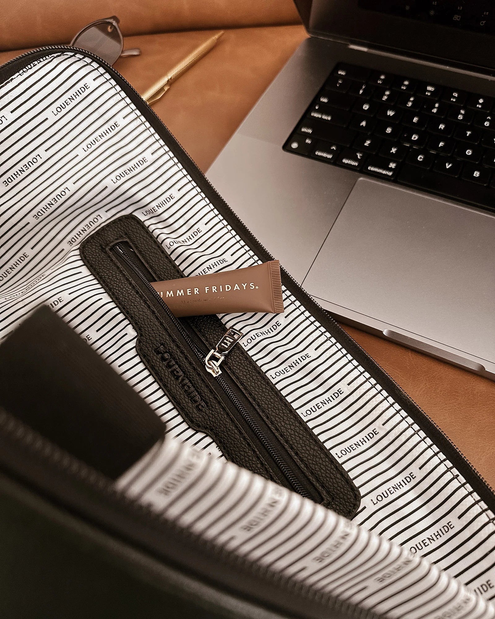 Liv Laptop Sleeve Black Bags and Purses Louenhide
