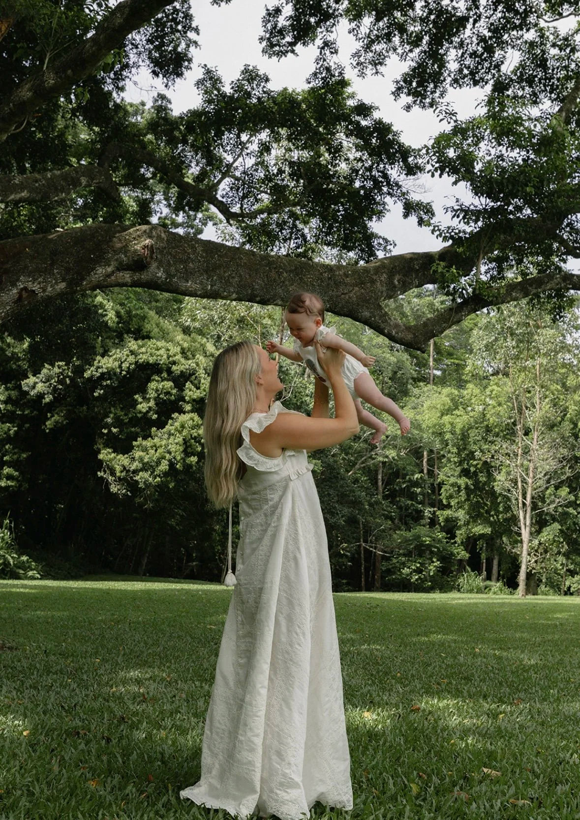 Swan Heirloom Maxi Dress White Dresses Jollou