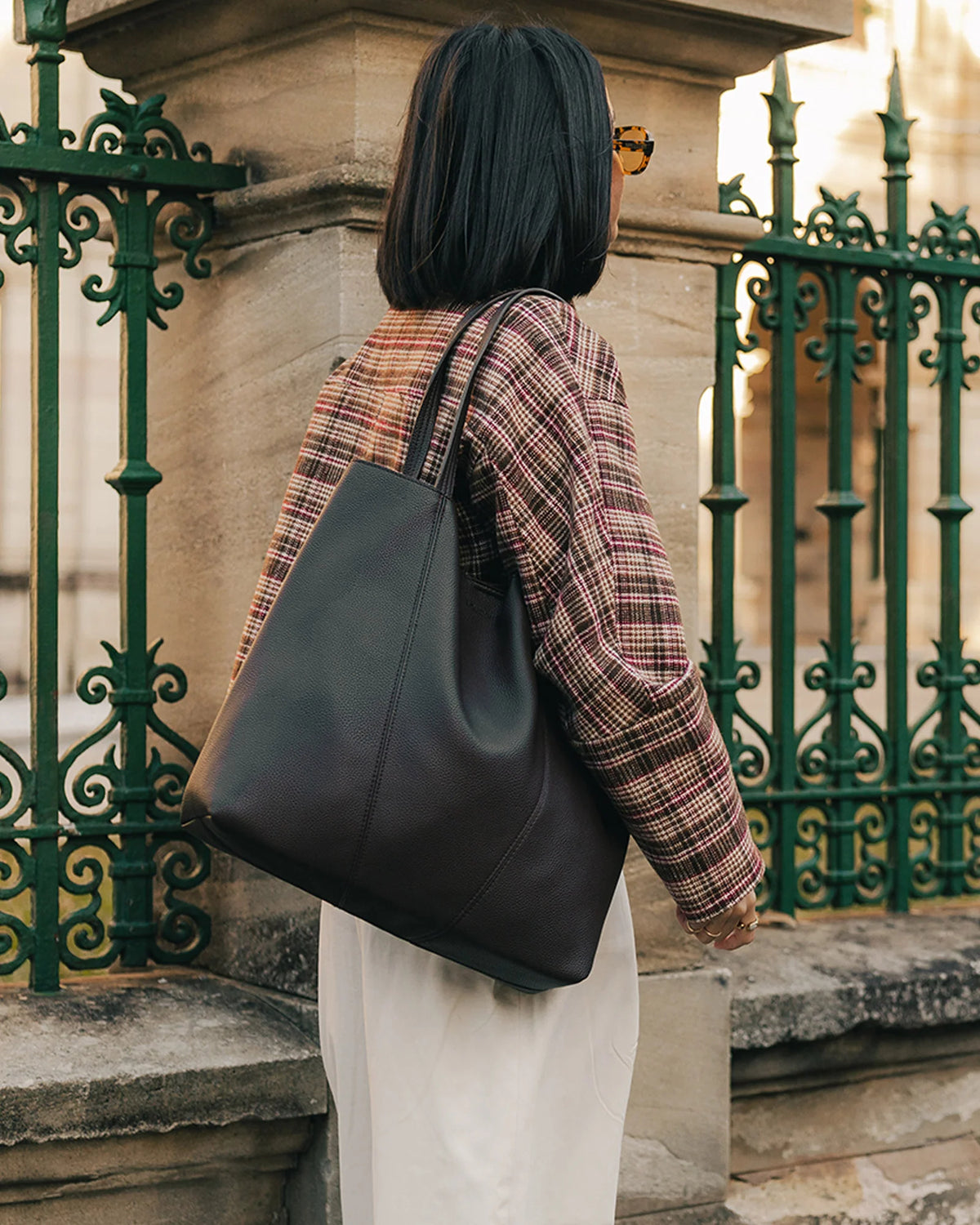 Colby Tote Bag Black Bags and Purses Louenhide