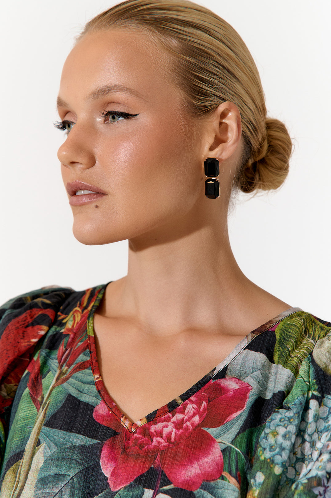 Astrid Double Drop Event Earrings Black/Gold Earrings Adorne