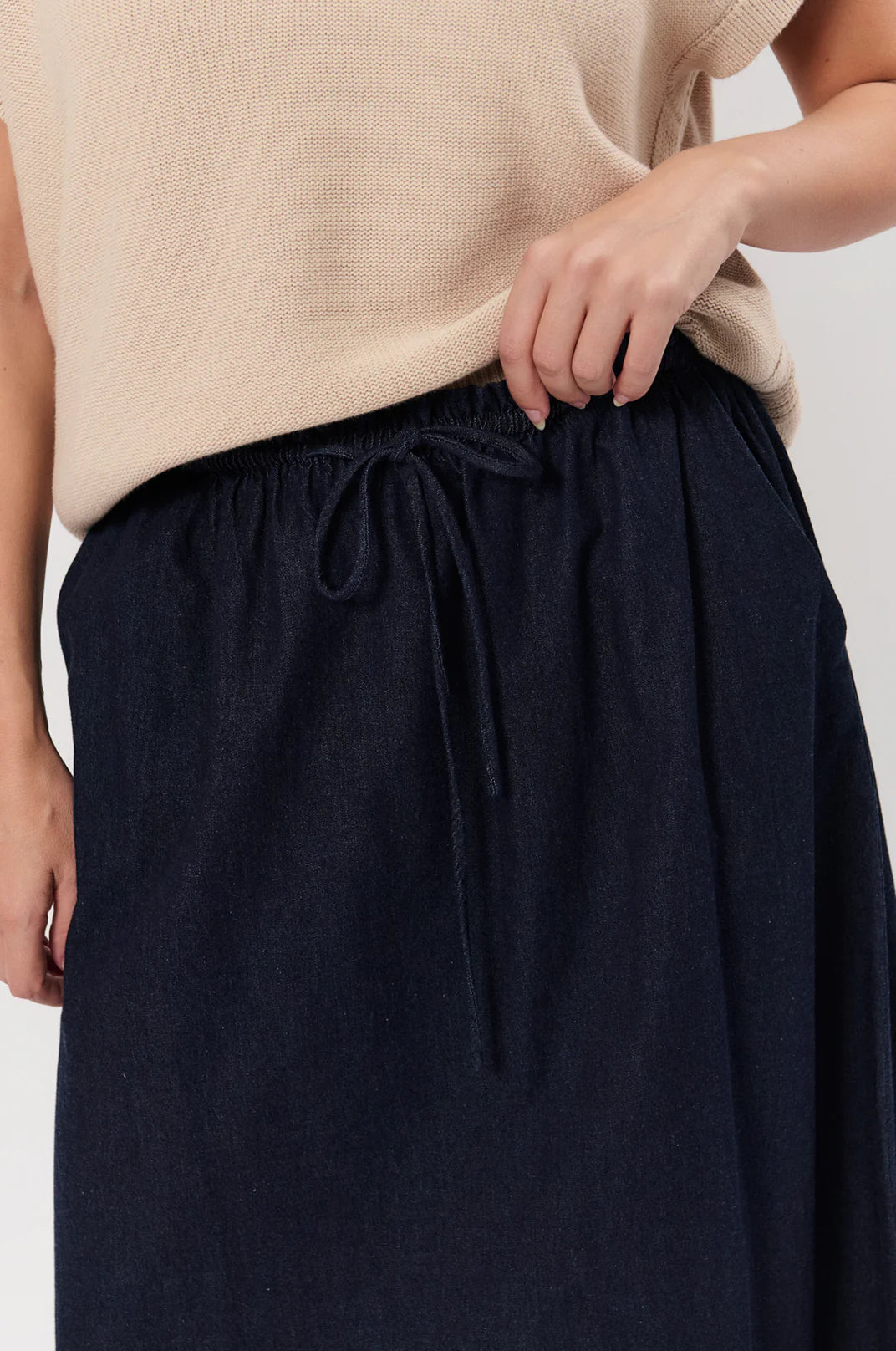Aspyn Light Weight Denim Midi Skirt Denim - Global Free Style