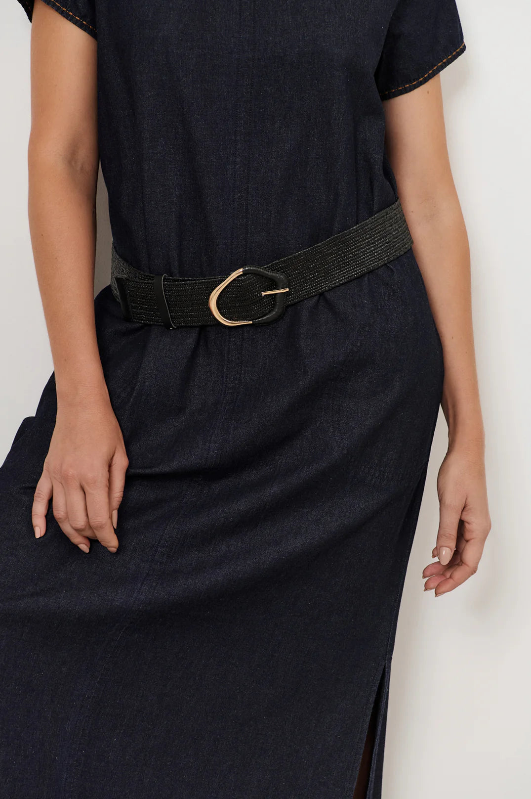 Wrapped Buckle Stretch Belt Black/Gold Belts Adorne