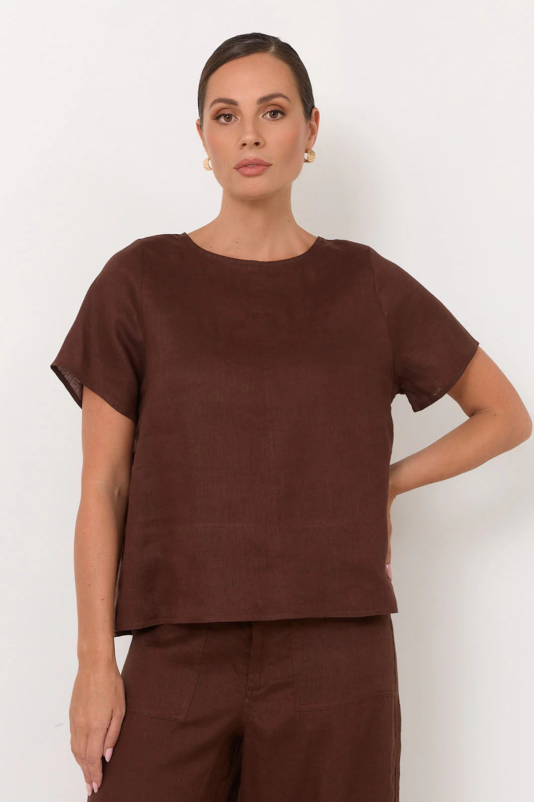 Dillon Linen Top Chocolate Tops Adorne