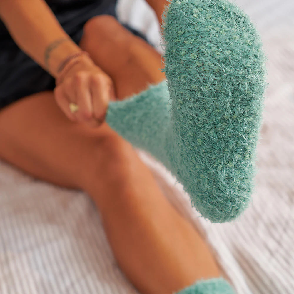 Short Fuzzy Bed Socks Dark Sage - Global Free Style