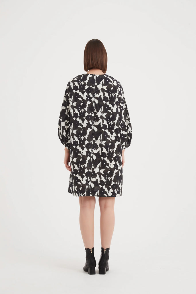 Tuck Cuff Oversized Dress Black Floral - Global Free Style
