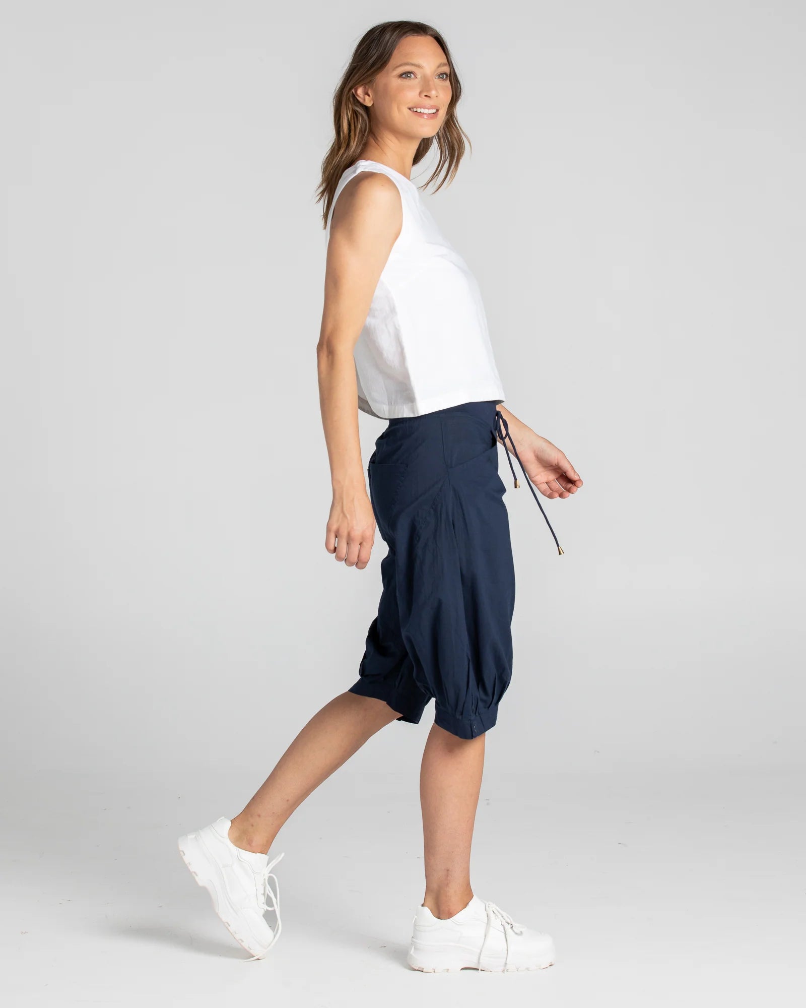 Jada Short Basic Navy Bottoms Boom Shankar