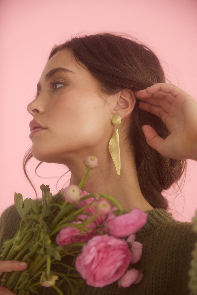 Leafy Earrings Gold Earrings Holiday Trading