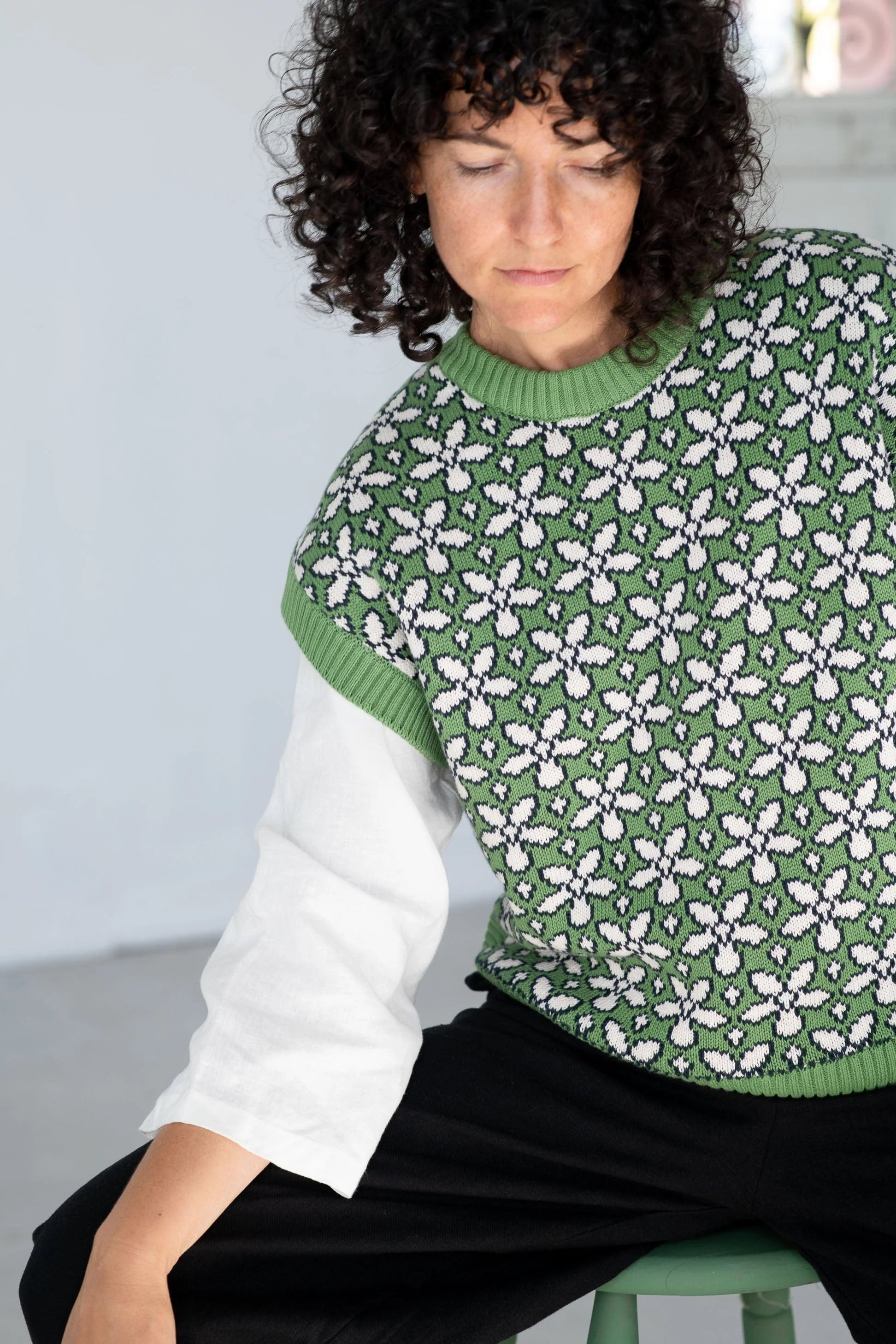 Jo Vest Flowers Tops Lazybones