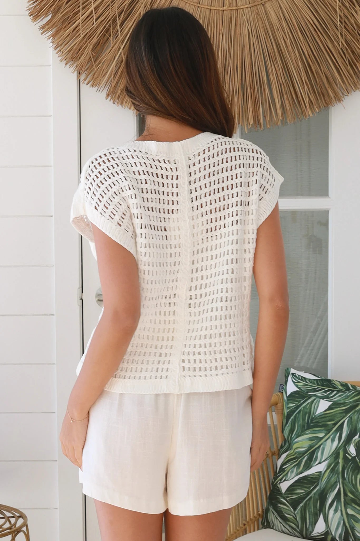 LY0237 Tops Salty Palm