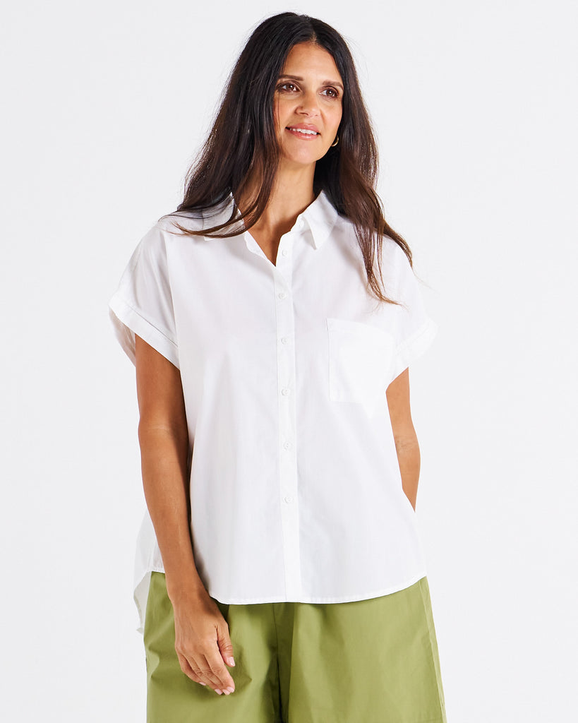 Mara Short Sleeve Shirt White Tops Betty Basics   