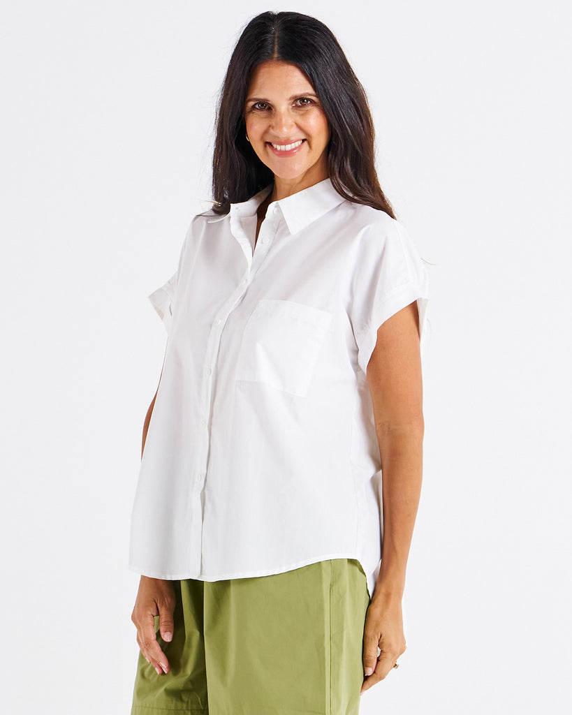 Mara Short Sleeve Shirt White Tops Betty Basics   